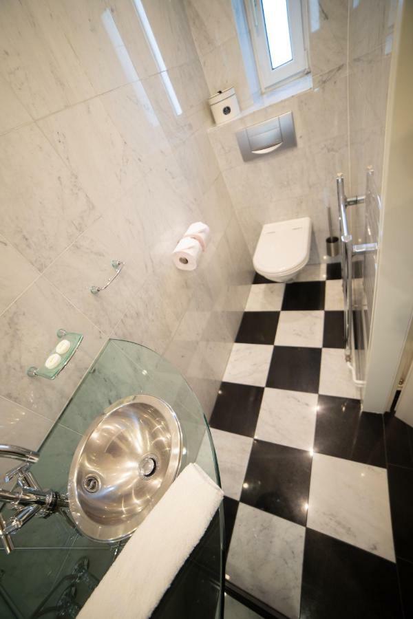 Easy Vienna Penthouse Apartment ภายนอก รูปภาพ