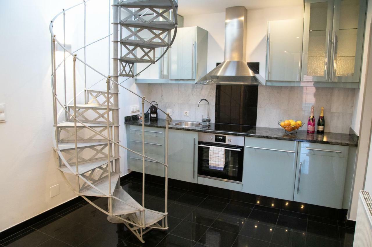 Easy Vienna Penthouse Apartment ภายนอก รูปภาพ