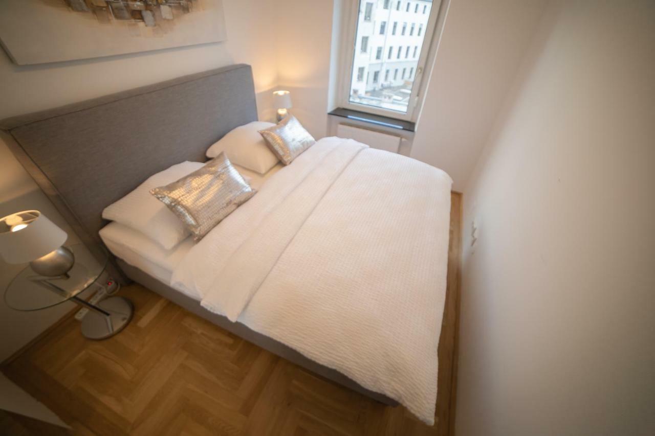 Easy Vienna Penthouse Apartment ภายนอก รูปภาพ